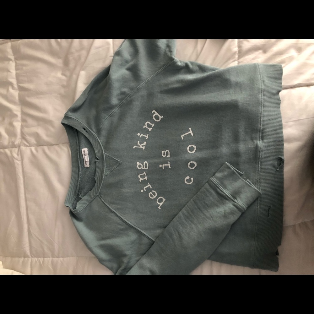 Sweatshirt